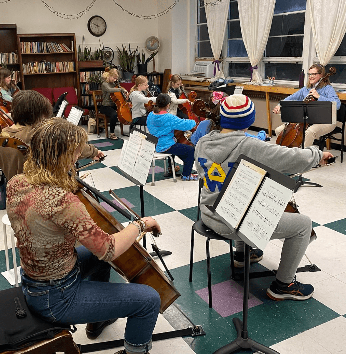 image of students in group cello class